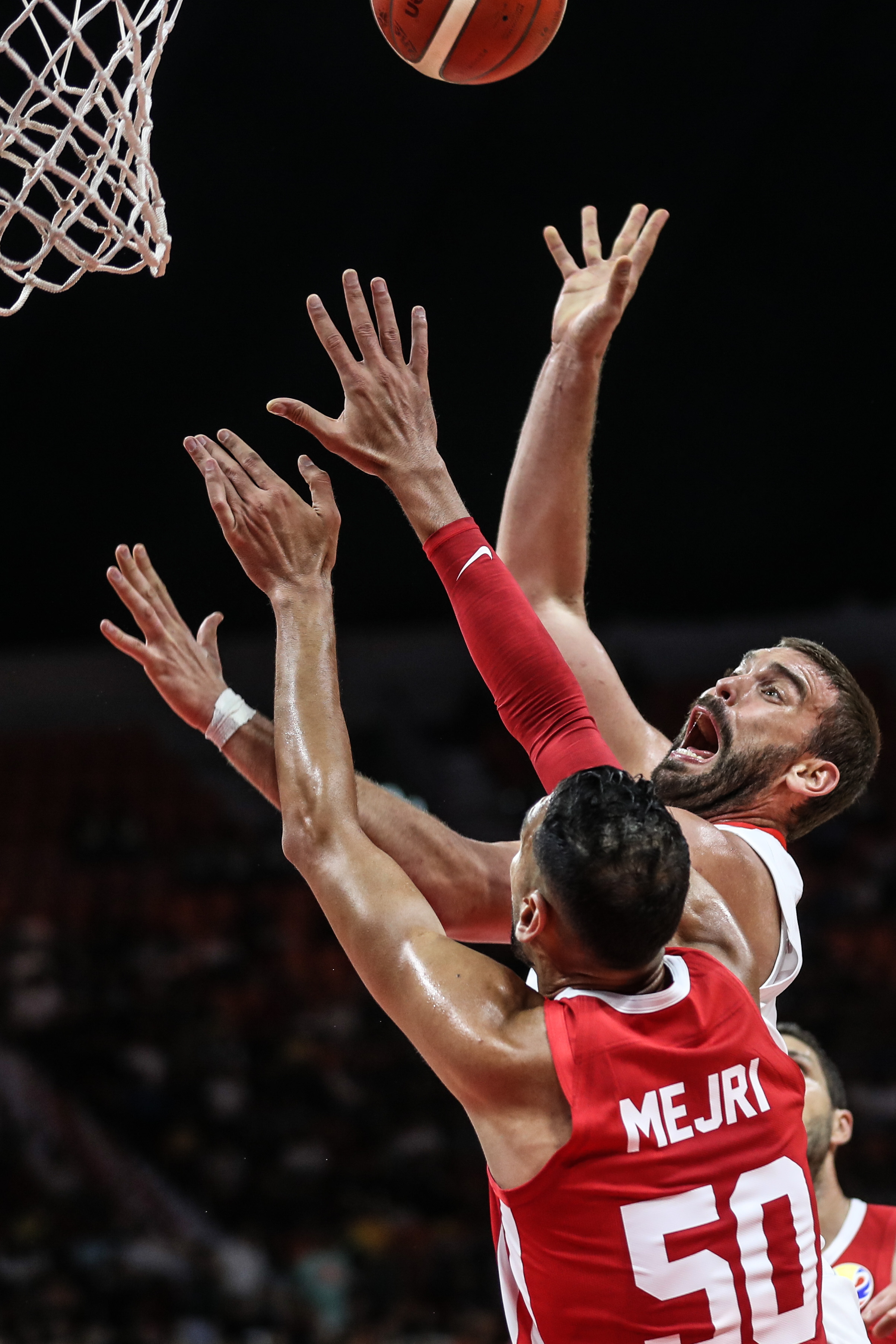 蒂姆关键节点突破纪录，西班牙队带队取胜！的简单介绍